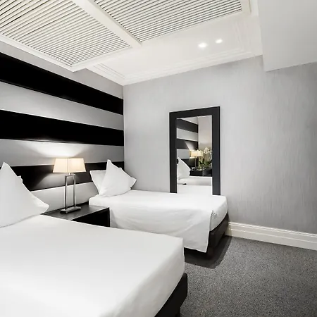 Hotel Mancino 12-3